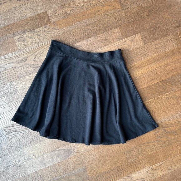 Splendid Women's Swing Skirt, Skater Style, Black, Size Large - Picture 5 of 9